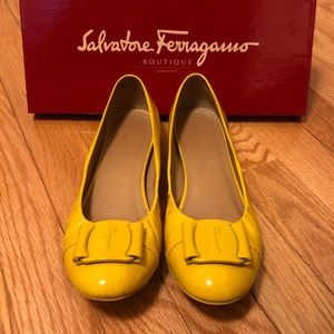 Yellow Ferragamo Flats Size 6.5